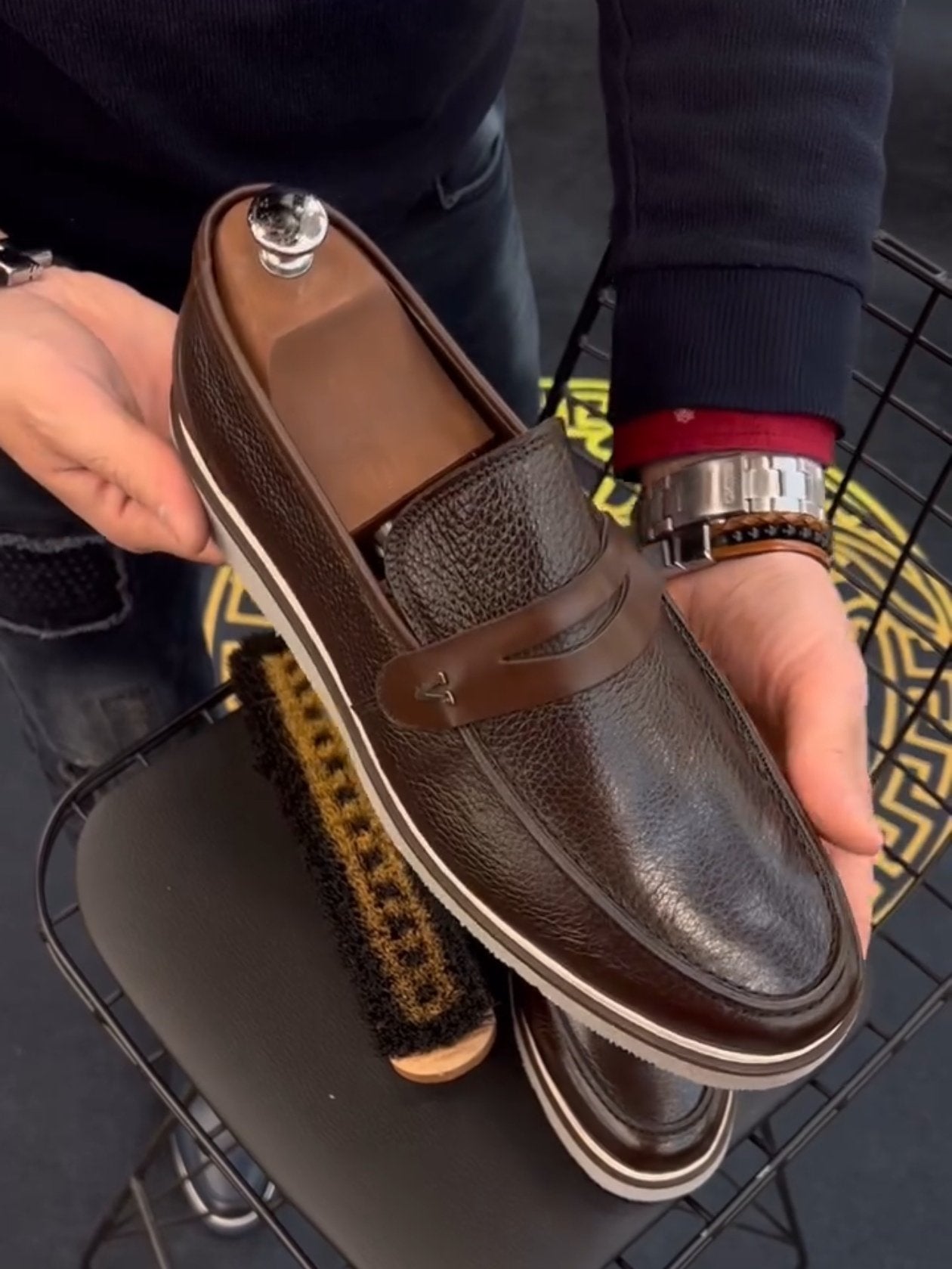Men's Classic Retro Fine Leather Casual Shoes