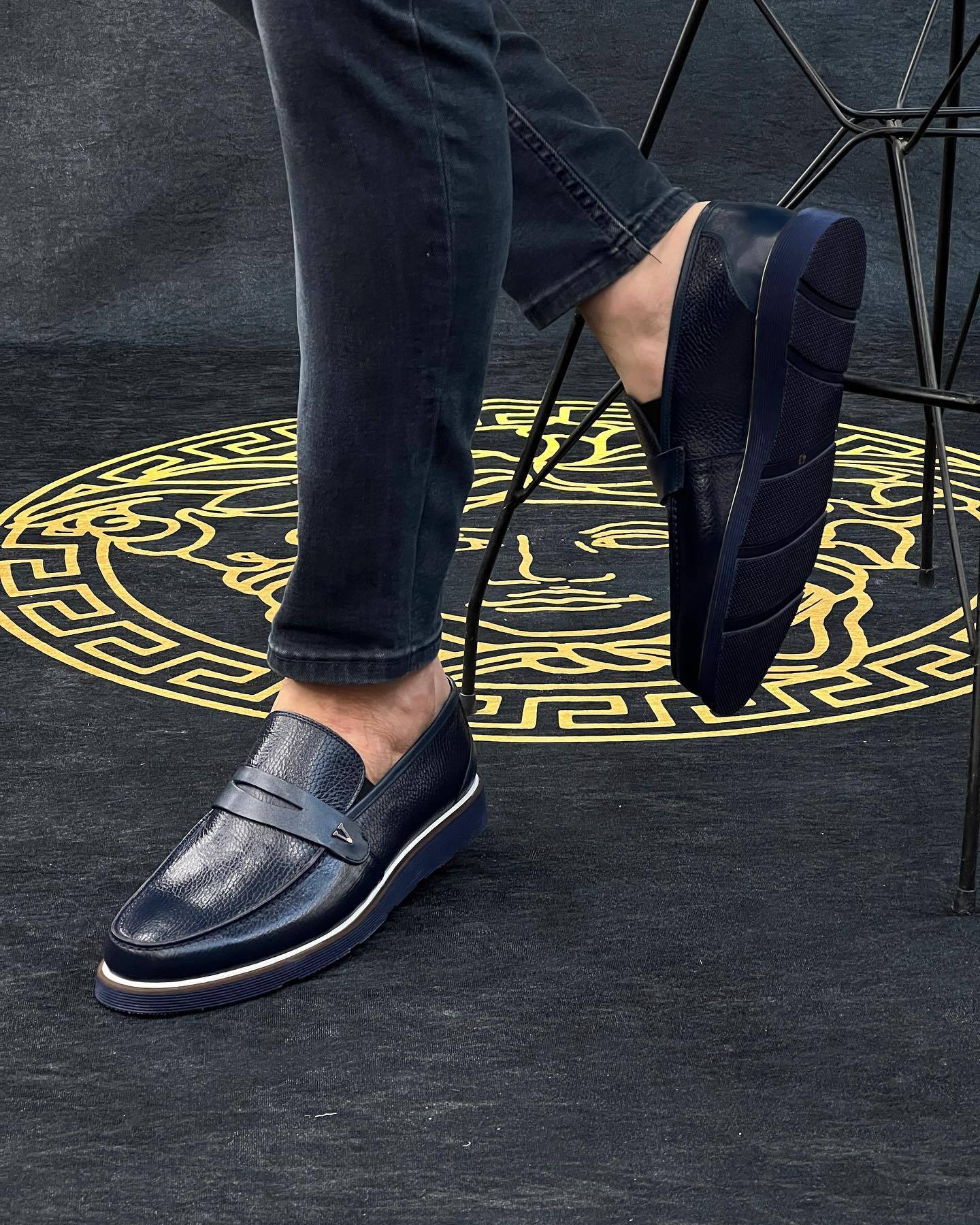Men's Classic Retro Fine Leather Casual Shoes