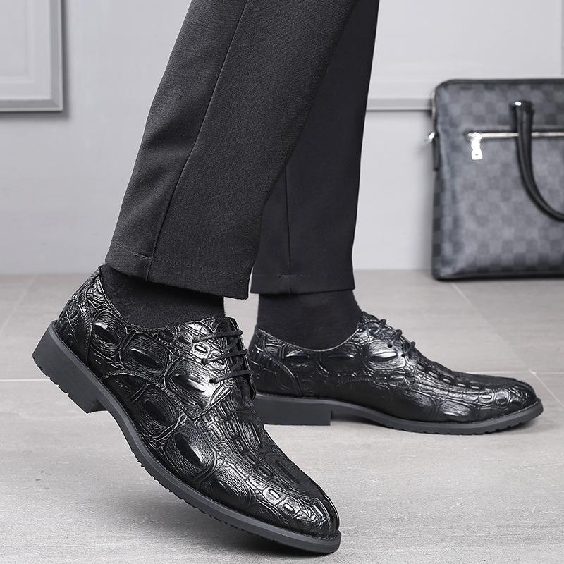 Men's Business Casual Crocodile Pattern Leather Shoes