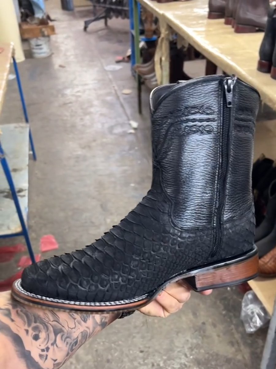 Men's Crocodile Block Heel Flat Toe Ankle Boots