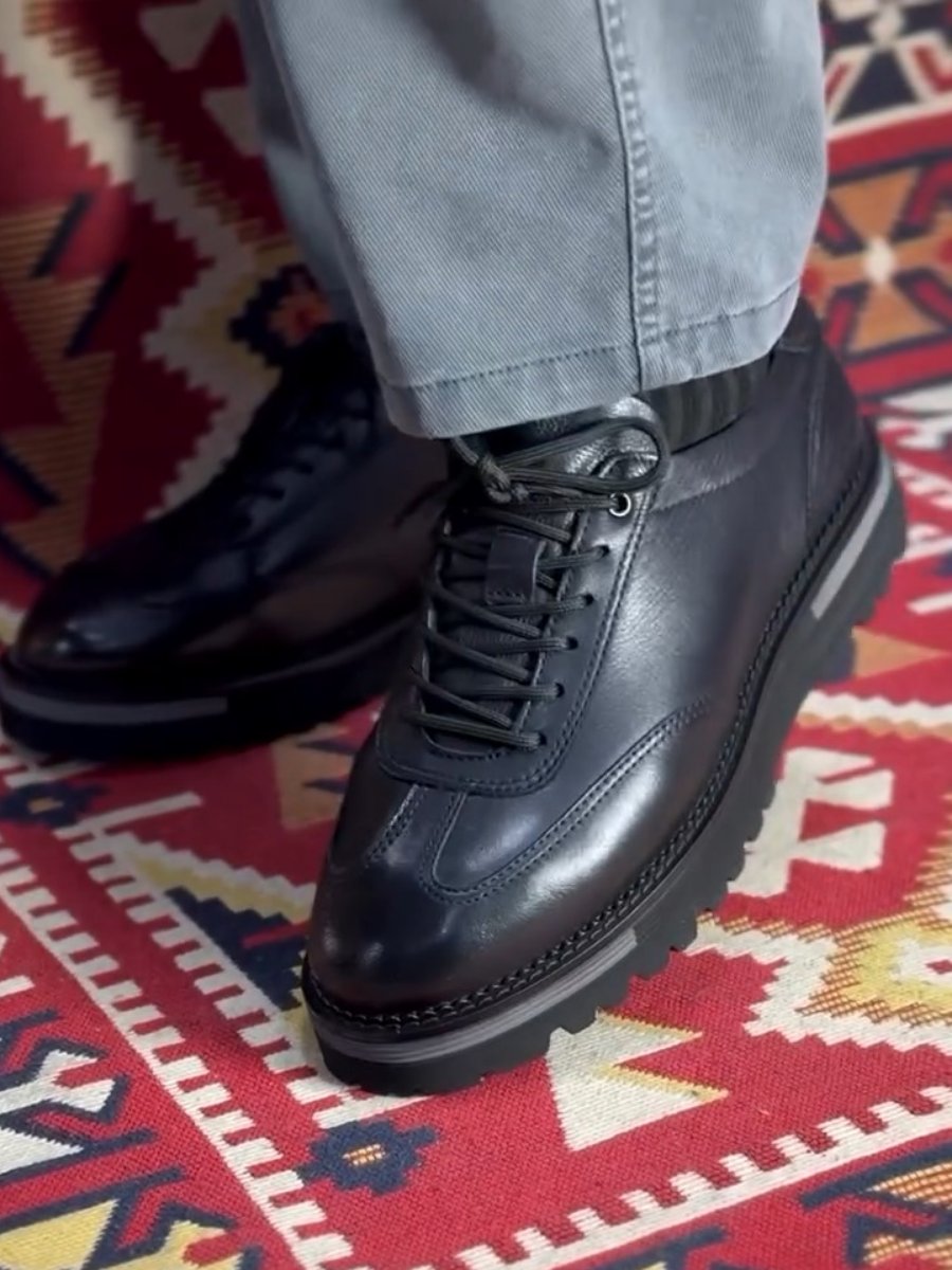 Men's Leather Casual Sneakers