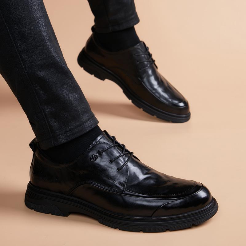 New Men's Casual Soft-soled Leather Shoes