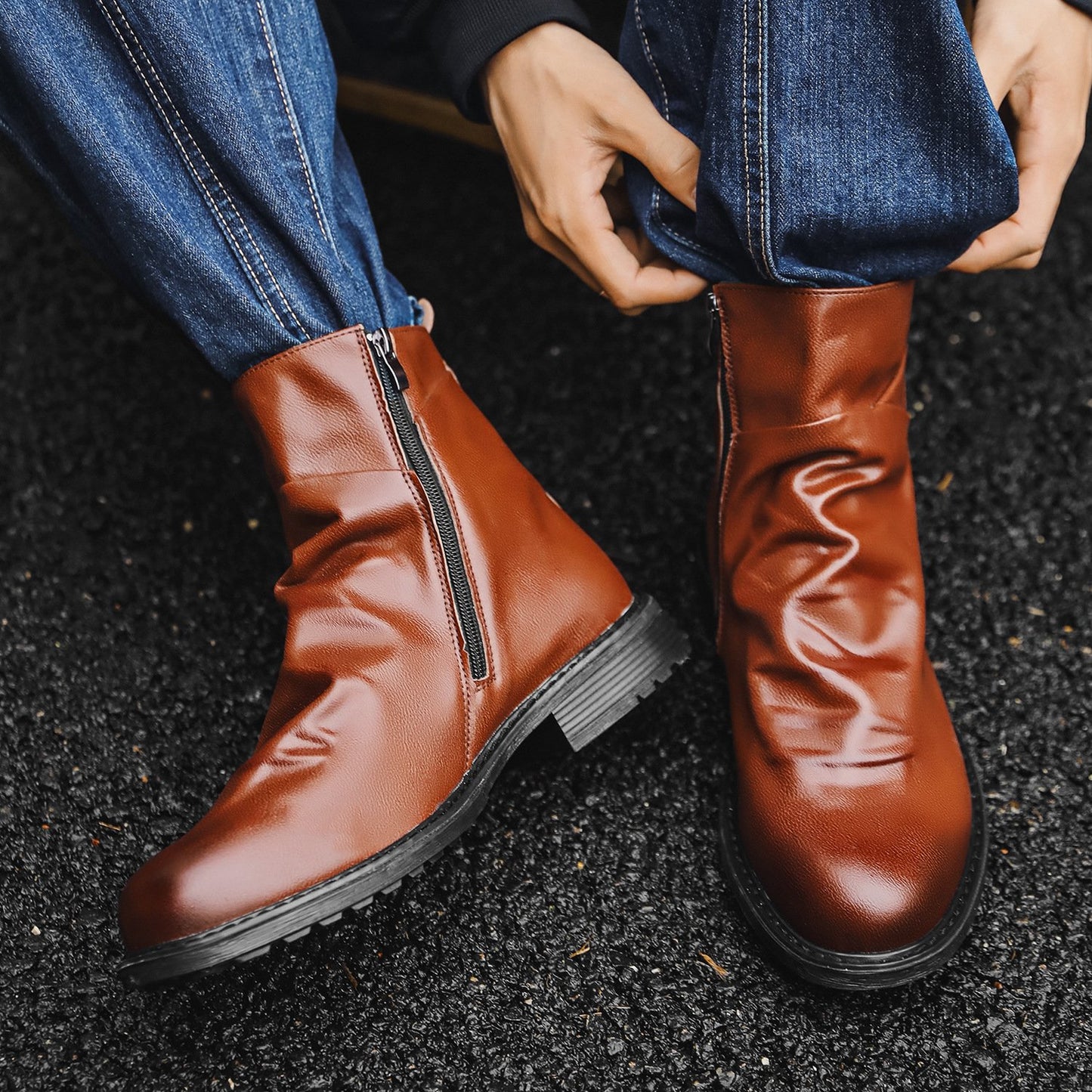 Men's Pleated Embroidery Side Zipper Biker Boots