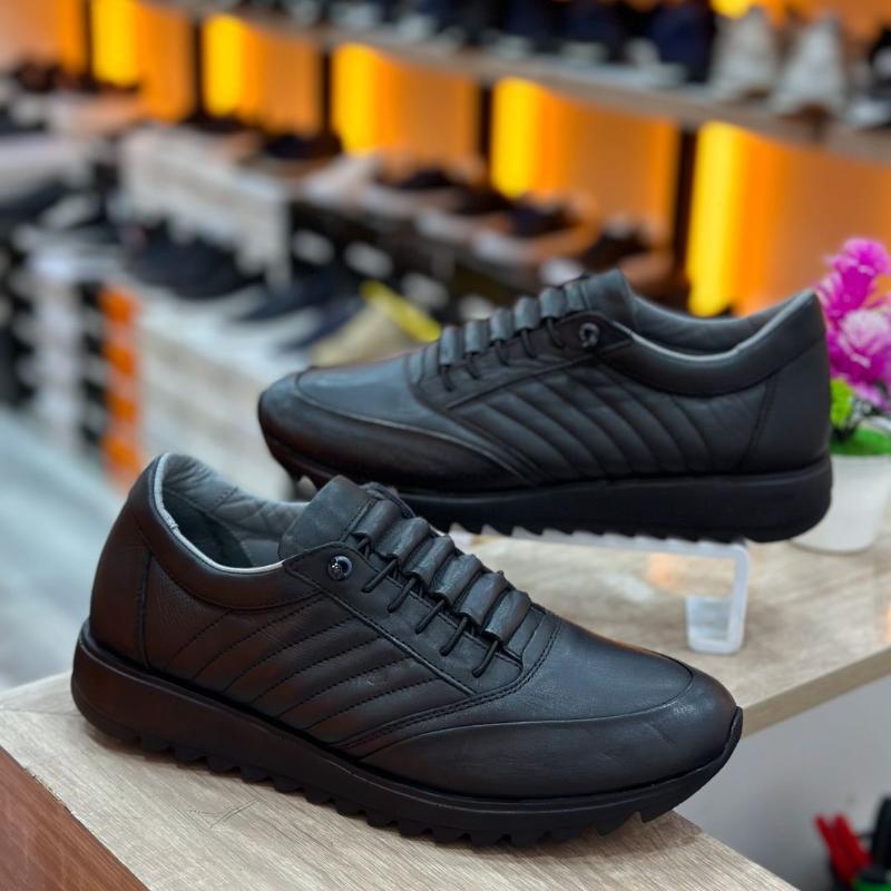 Black Genuine Leather Daily Laceless Shoes